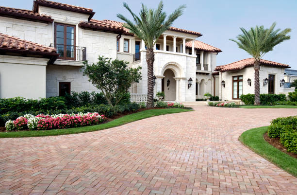 Best Commercial Driveway Pavers  in Picayune, MS